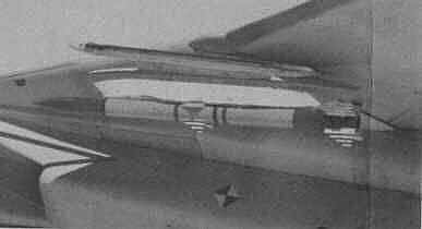f14-detail-aim120-01.jpg
